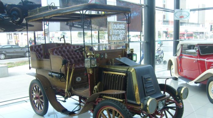 Výstava historických vozidiel Galéria MLYNY | Nitra